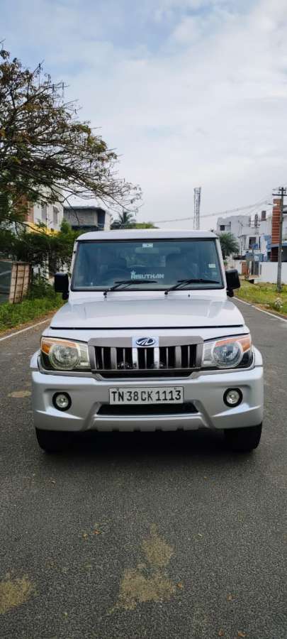 Mahindra Bolero SLE BS IV